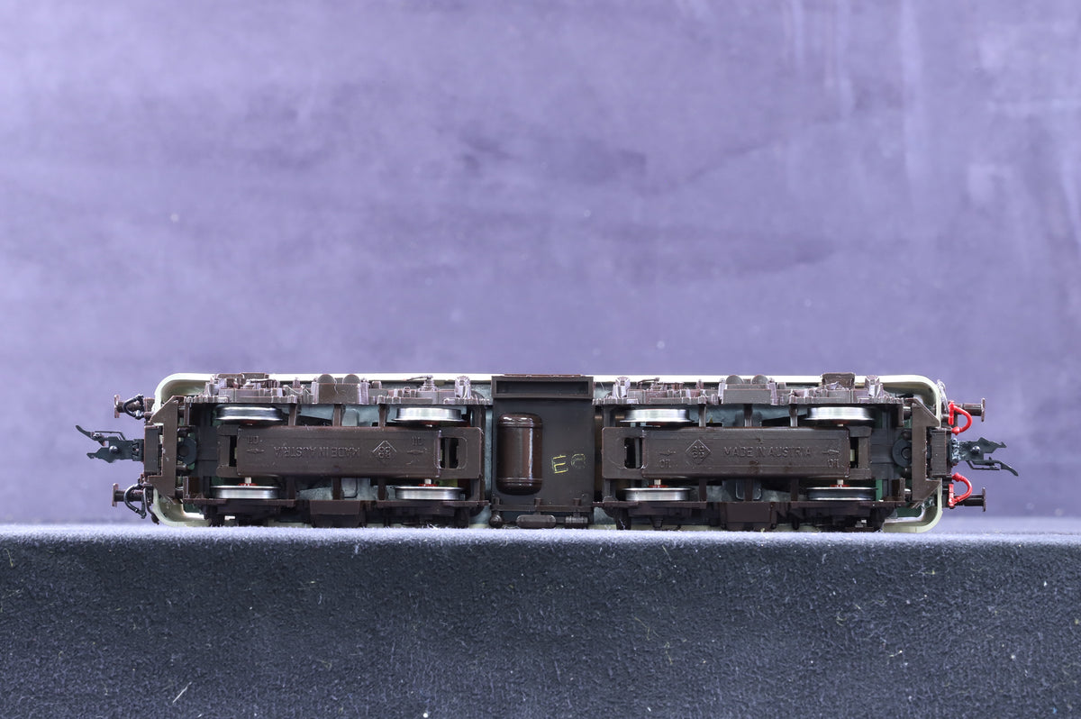 Roco HO 43414 BR111 DB Cream and Orange