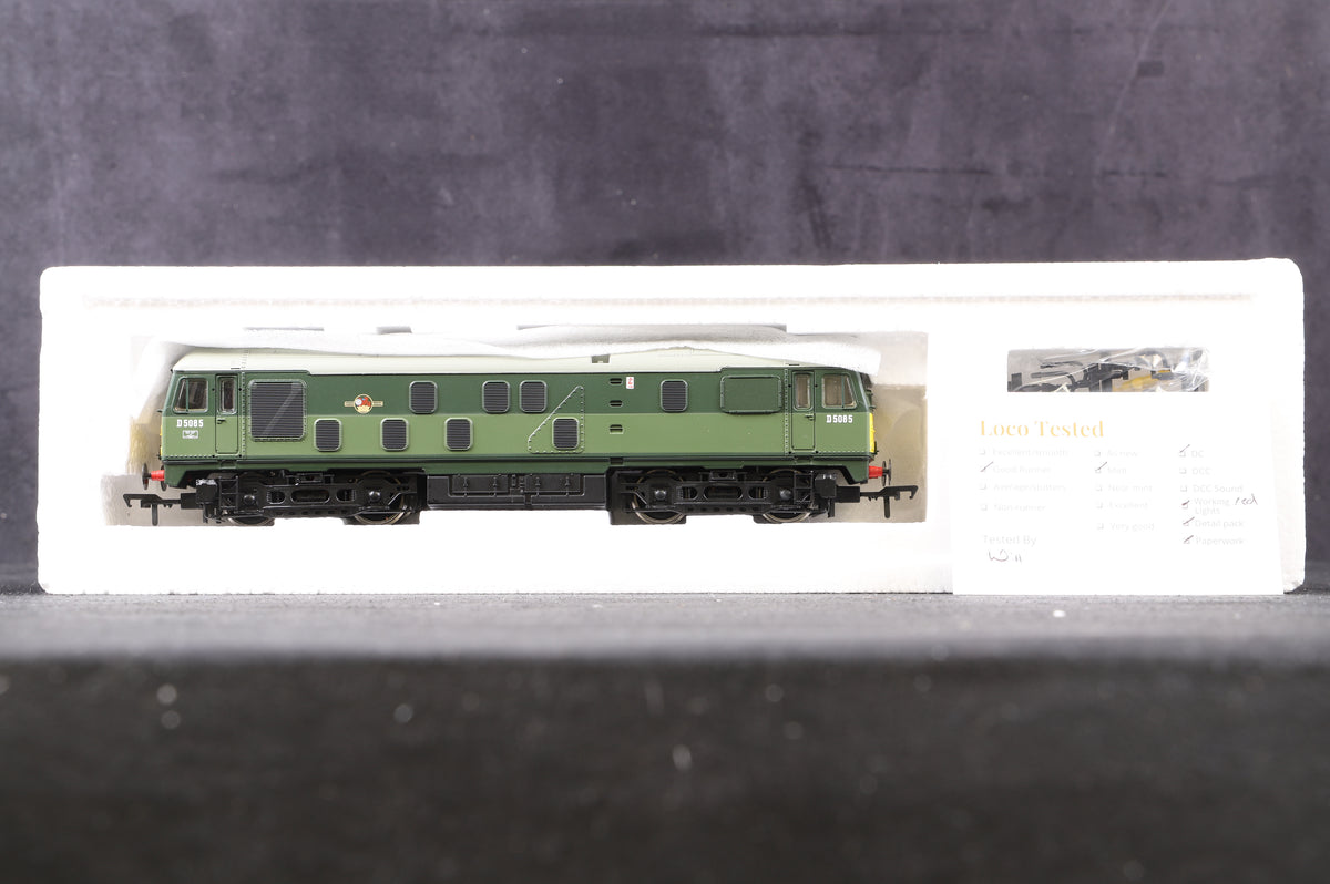 Bachmann OO 32-427 Class 24 Diesel &#39;D5085&#39; BR Two Tone Green