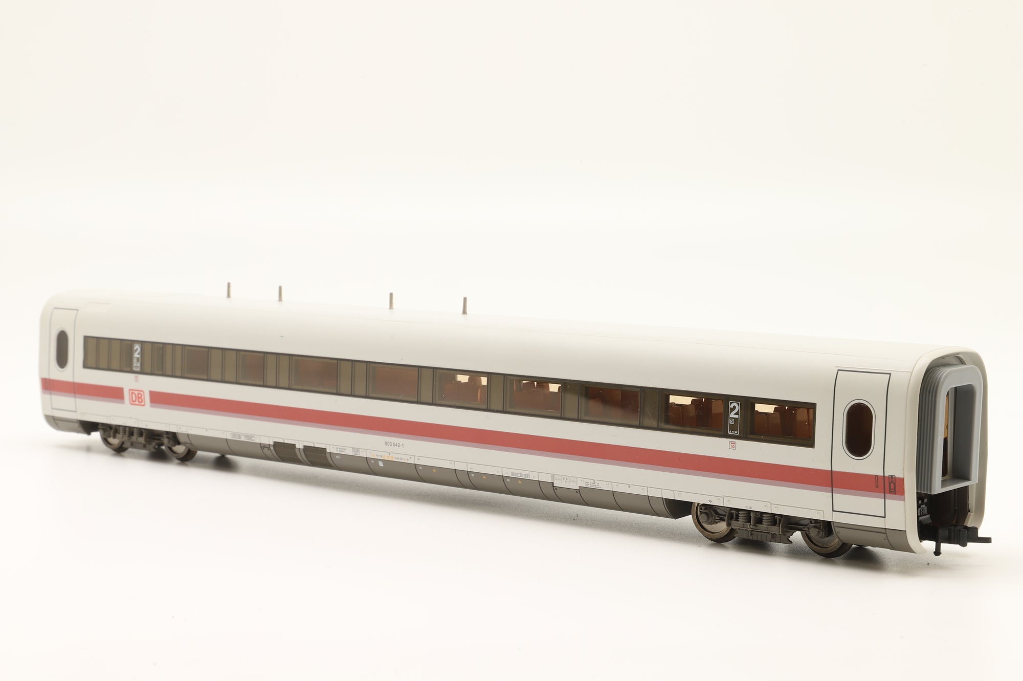 Fleischmann HO Rake Of 5 DB ICE Coaches Inc. 4441, 4454, 4443, 4445 & 4442