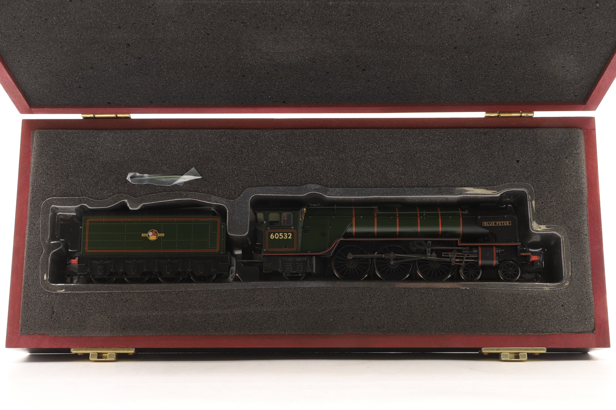 Bachmann OO 20-2009 Class A2 60532 'Blue Peter' in BR Green L/C
