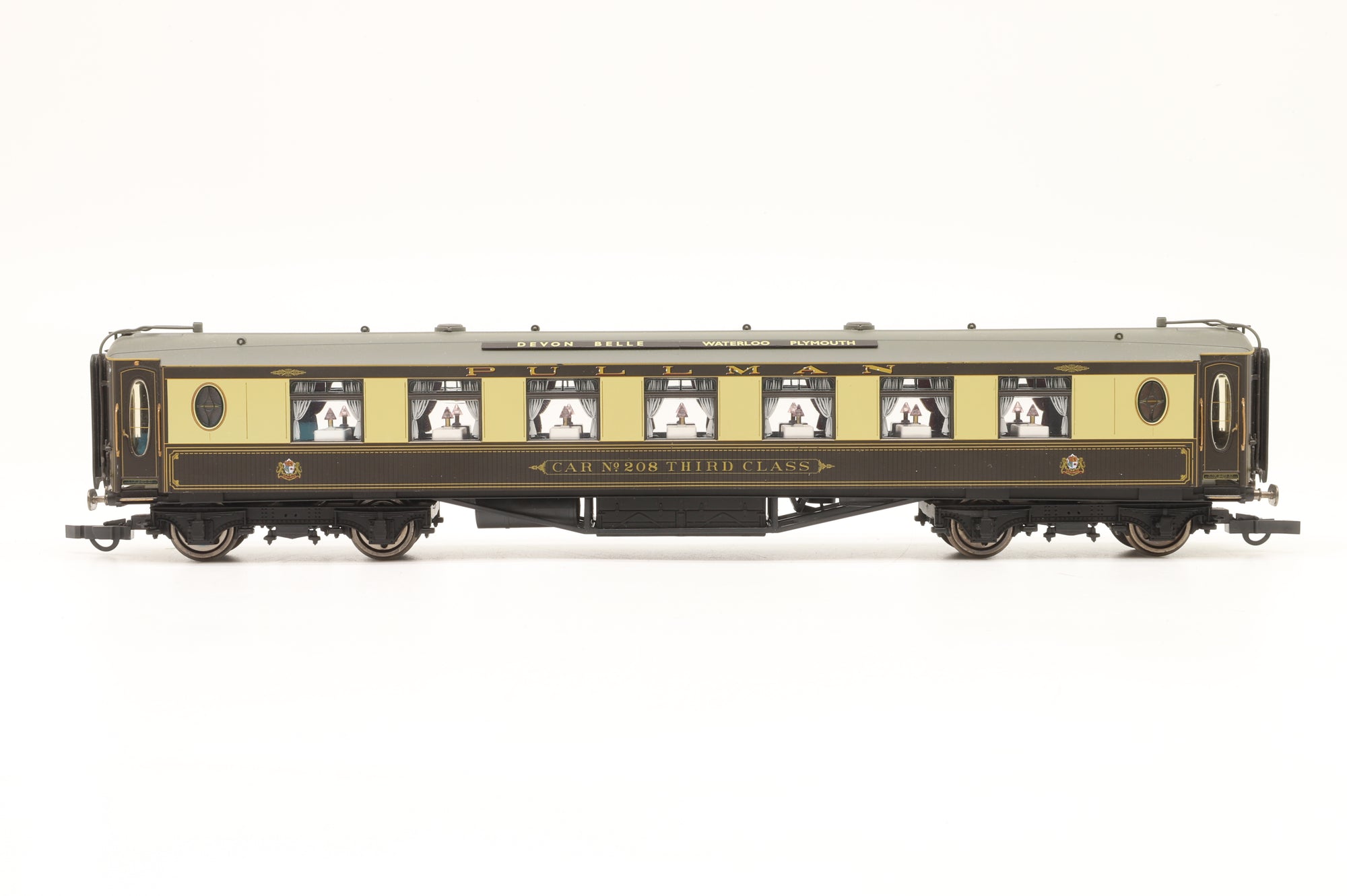 Hornby OO Rake of 3 Devon Belle Pullman Cars