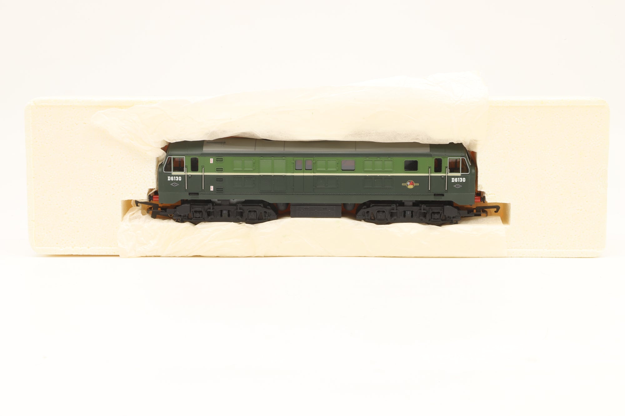 Hornby OO R2122 Class 29 'D6130' Bo-Bo BR Two-Tone Green DCC Fitted