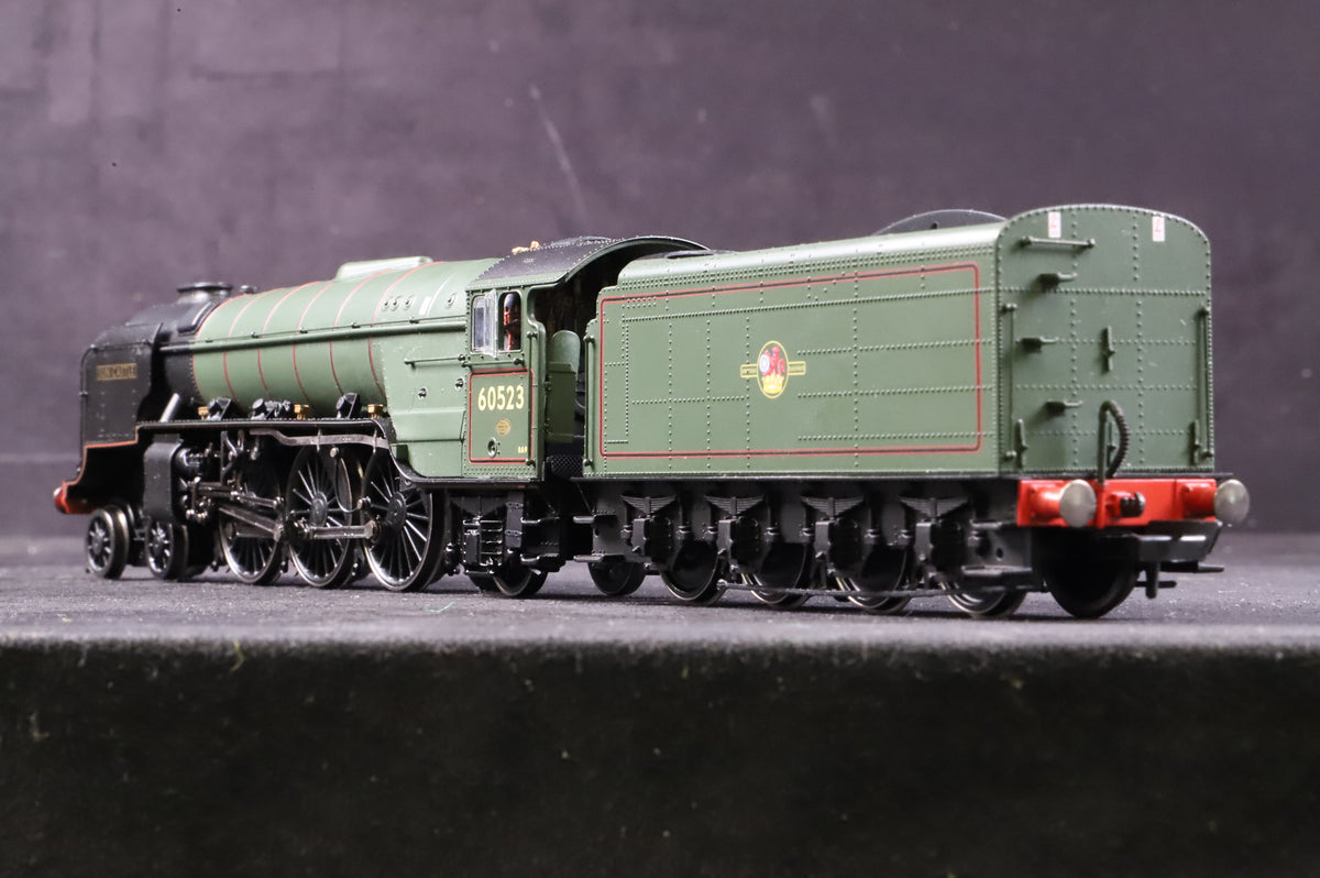 Hornby OO R3835 Class A2/3 60523 &#39;Sun Castle&#39; in Lined BR Green w/ Late Crests