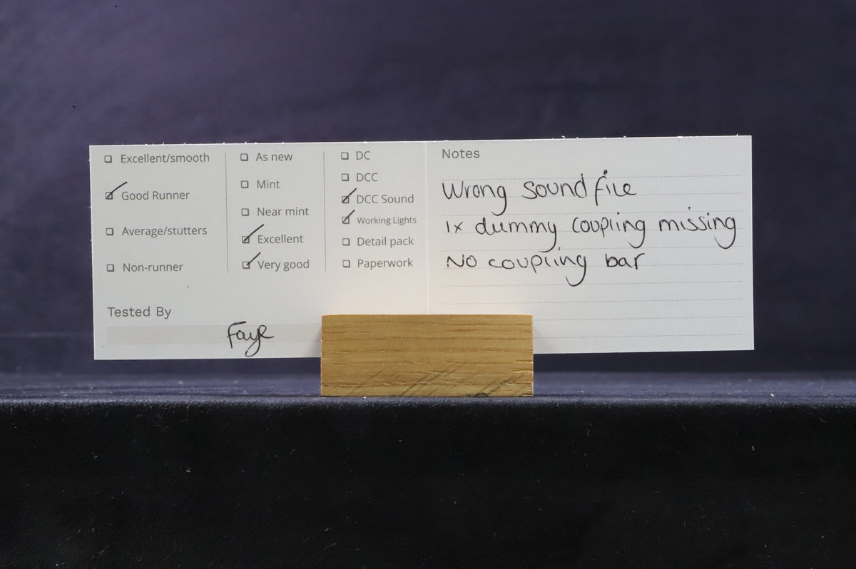 Bachmann OO 32-925 Class 150/1 DMU 2 Car First Northwestern DCC Sound