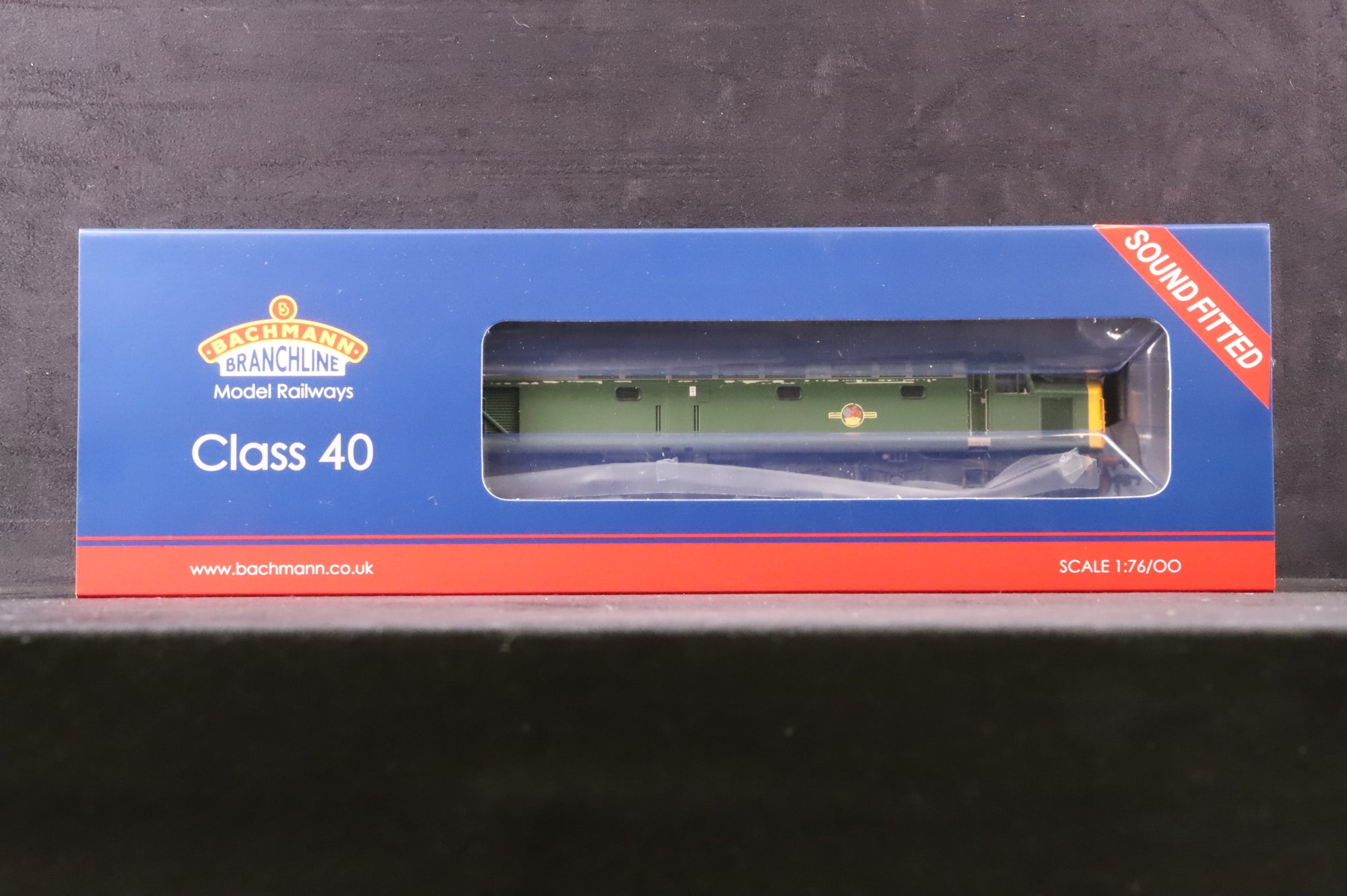 Bachmann OO 32-492SF Class 40 '40039' BR Green Full Yellow Ends Weathered DCC Sound