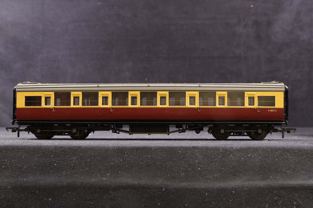 Hornby OO Rake of 7 SR Maunsell BR Crimson &amp; Cream Coaches