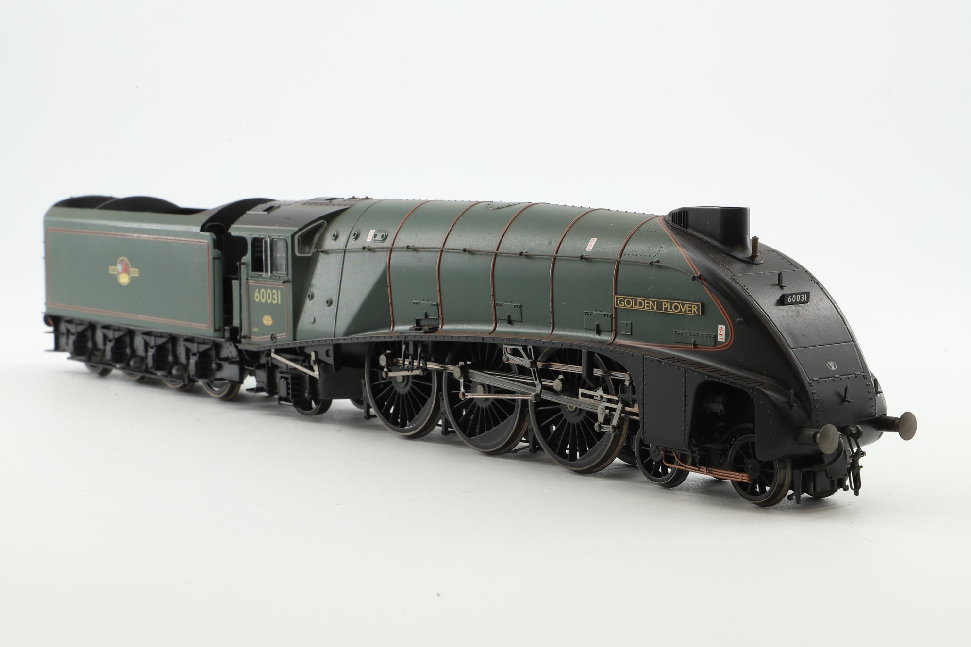 Hornby OO R2340 BR 4-6-2 Class A4 'Golden Plover'