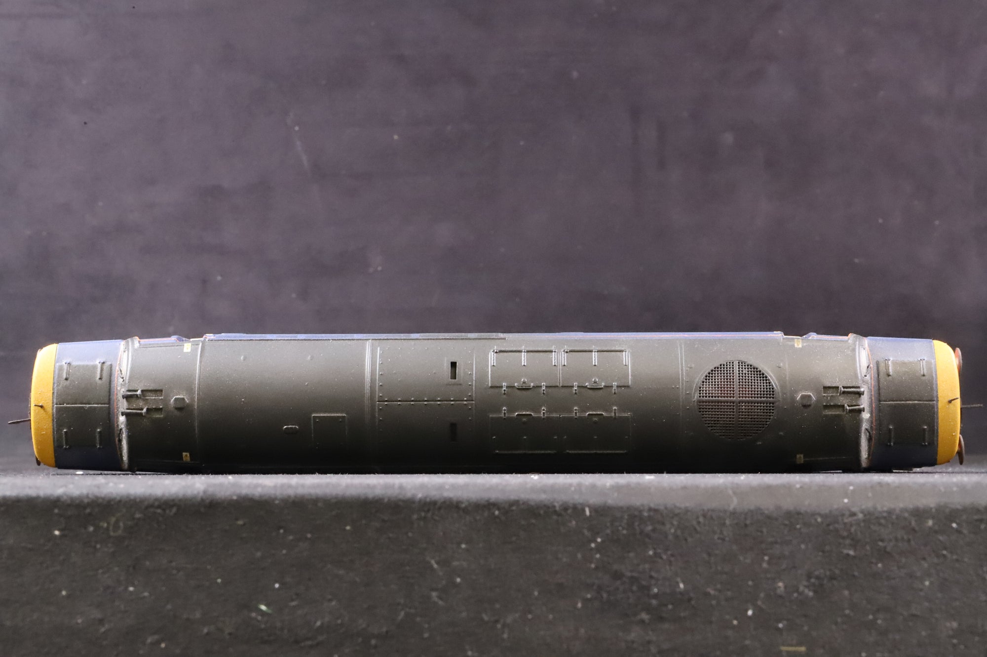 Bachmann OO Class 37 37261 in DRS Livery - Weathered