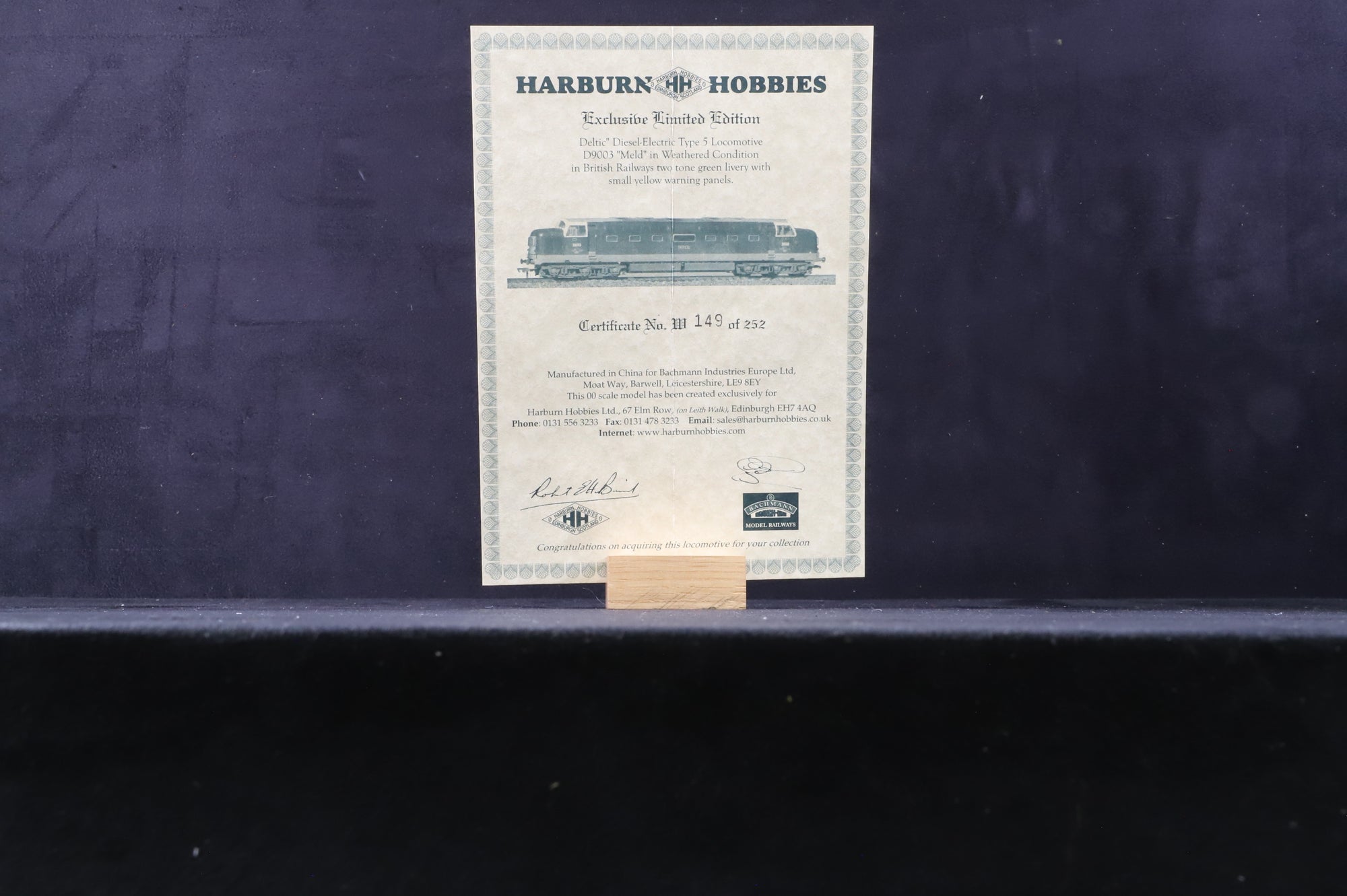 Bachmann OO 32-525UB Class 55 Deltic 'D9003' 'Meld' BR Two Tone Green Livery Weathered Ltd Ed 149/ 252