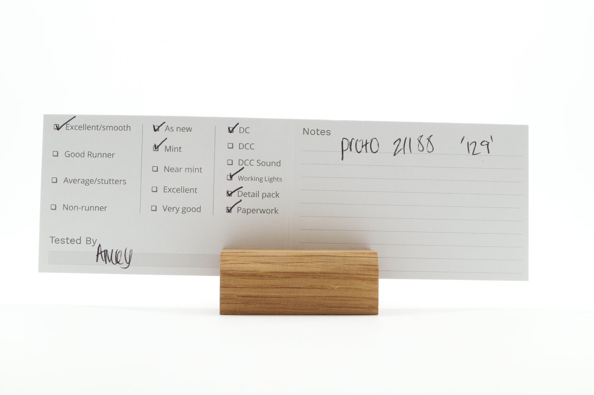 Proto 2000 Series HO 21188 SD9 Diesel Locomotive DM&IR '129'