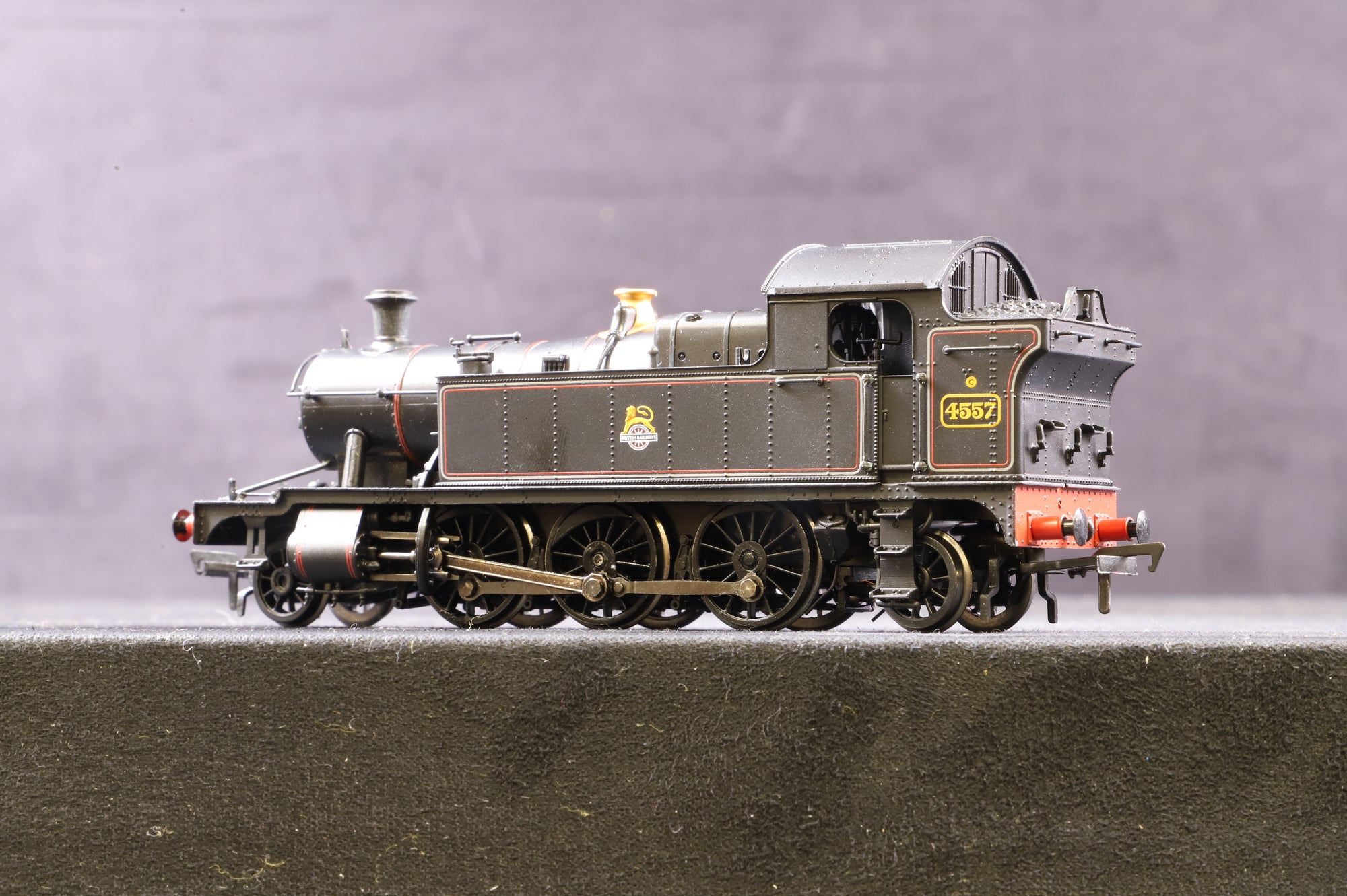 Bachmann OO 32-129 45XX Prairie Tank '4557' BR Lined Black E/Emblem
