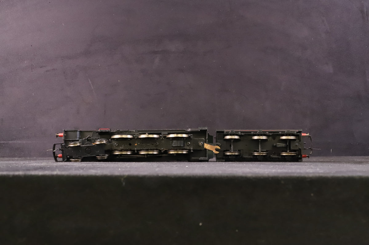 Hornby OO R2459 Castle Class &#39;5075&#39; &#39;Wellington&#39; GWR Green