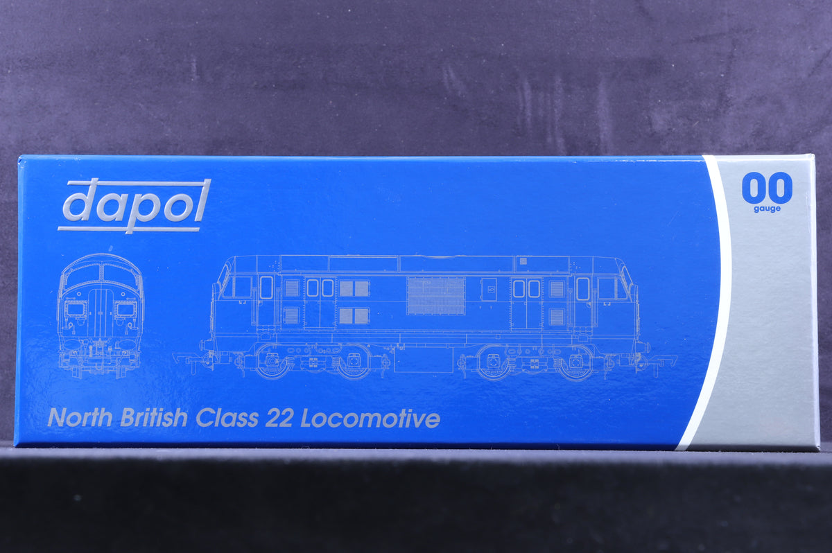 Dapol D1000Y Class 22 D6323 in BR Green - Weathered