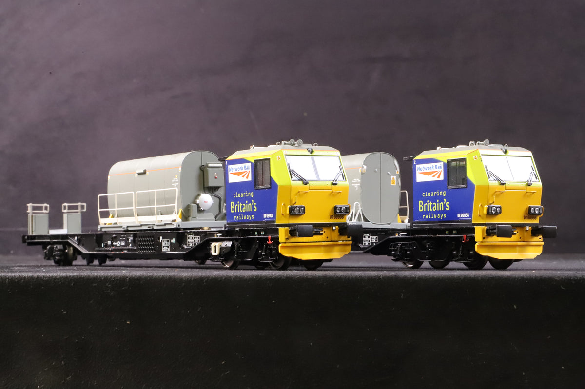 Bachmann OO 31-575 Windhoff MPV Network Rail