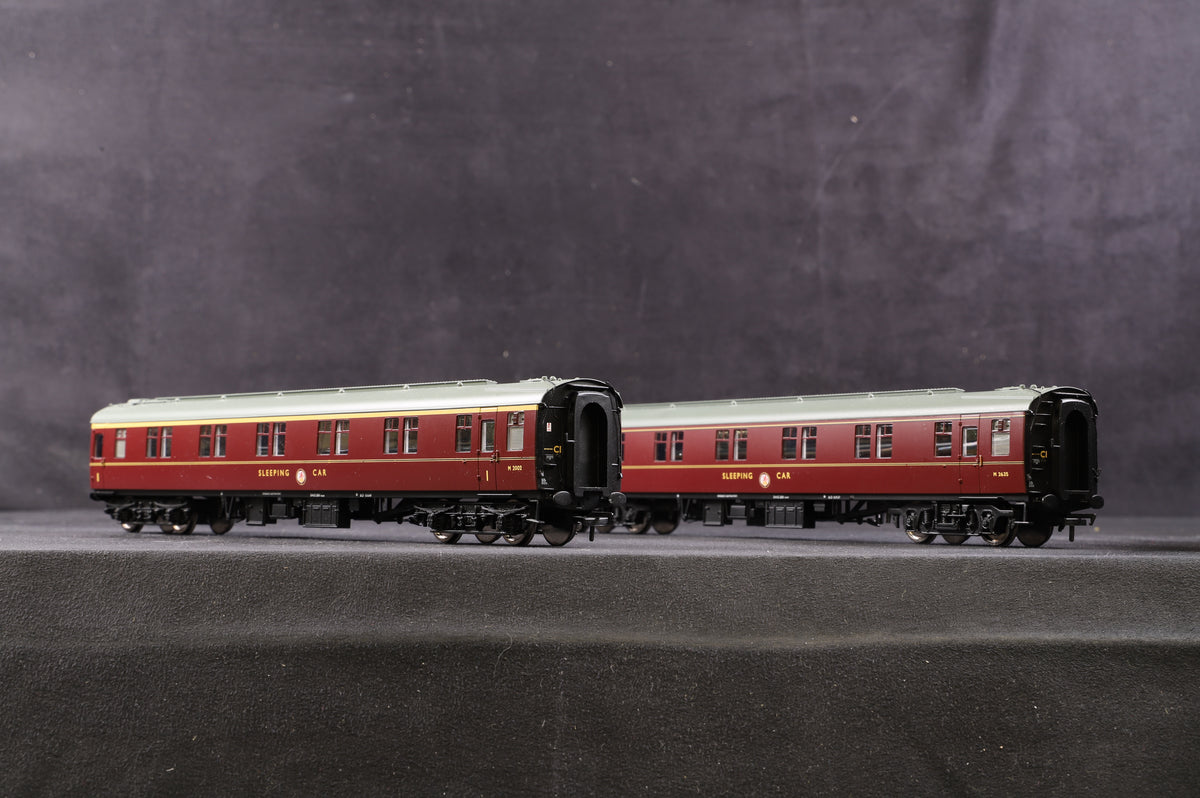 Bachmann OO Rake of 2 Mk1 Sleeper Coaches