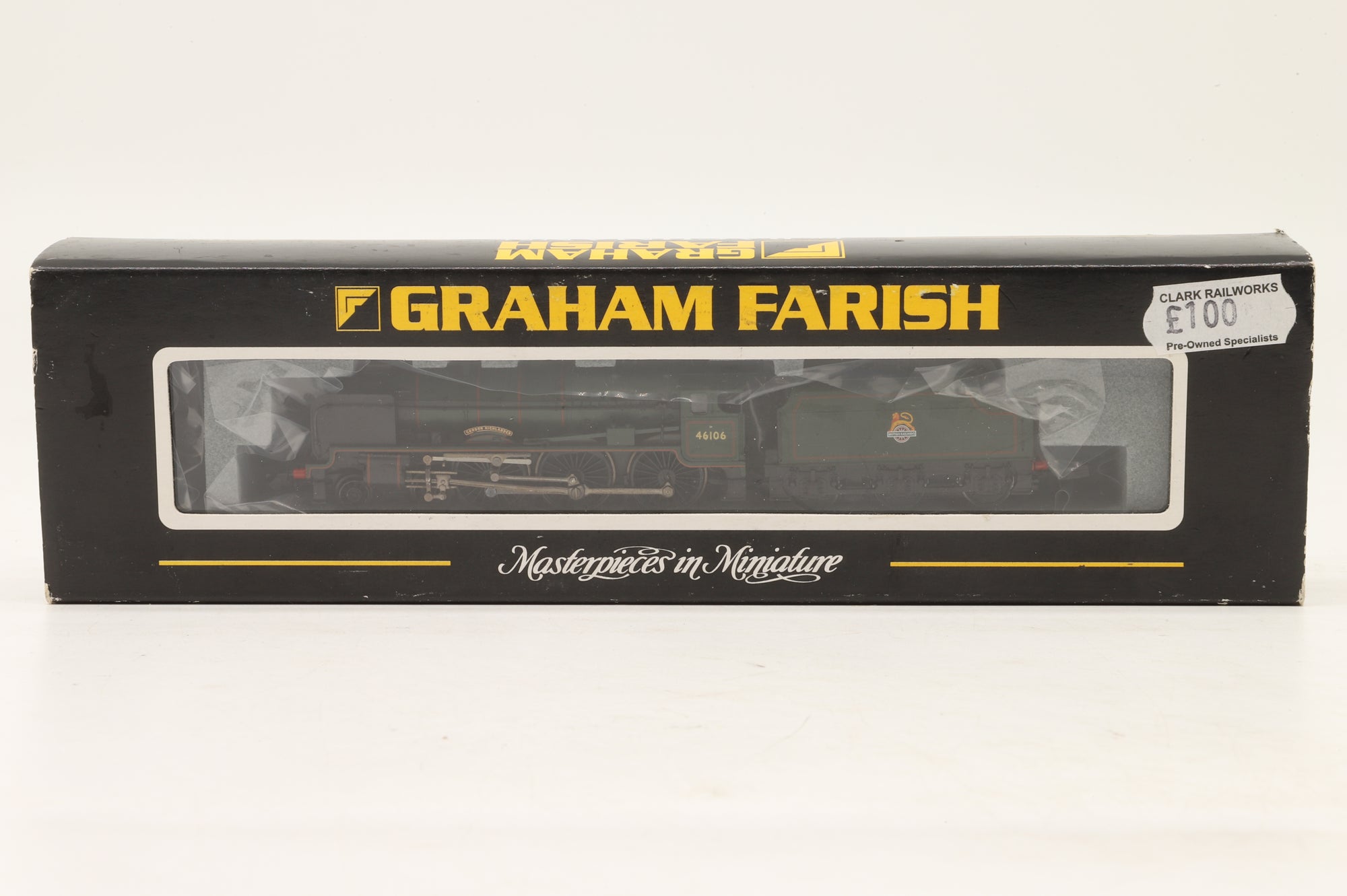 Graham Farish N 372-576 Royal Scot Locomotive '46106' 'Gordon Highlander' BR Green Early Emblem
