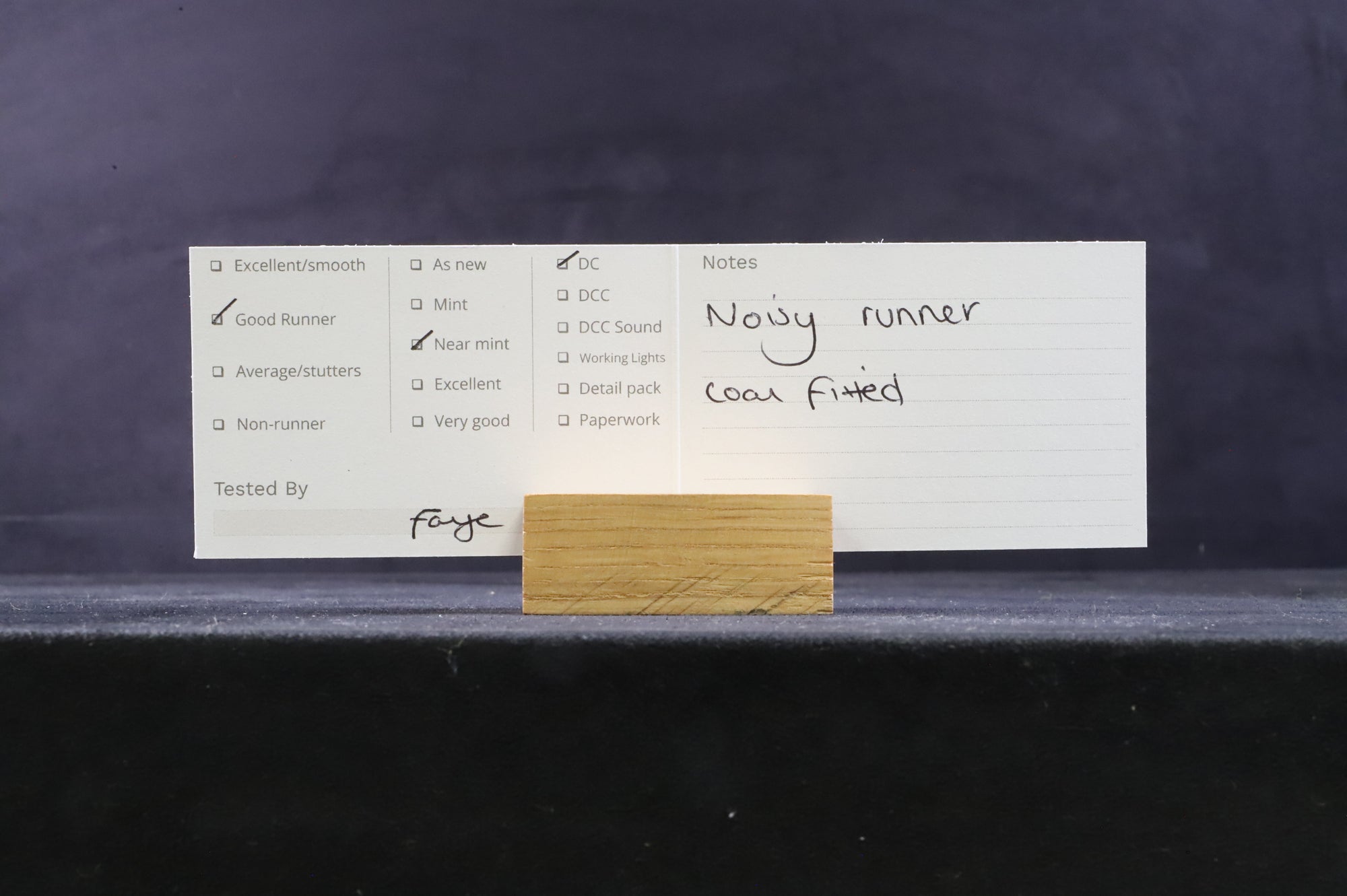 Hornby OO R2459 Castle Class '5075' 'Wellington' GWR Green