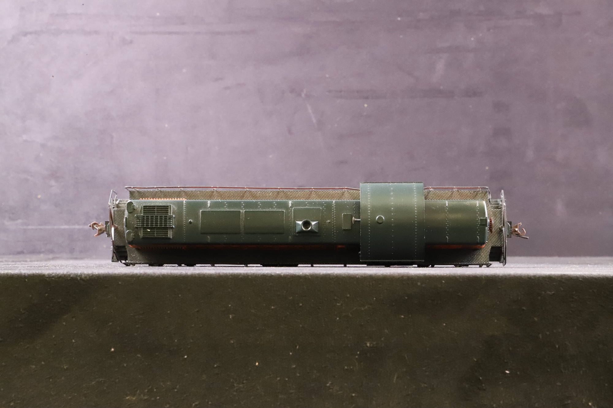 Atlas HO RS-1 Diesel Loco No.8112 in New Haven Livery