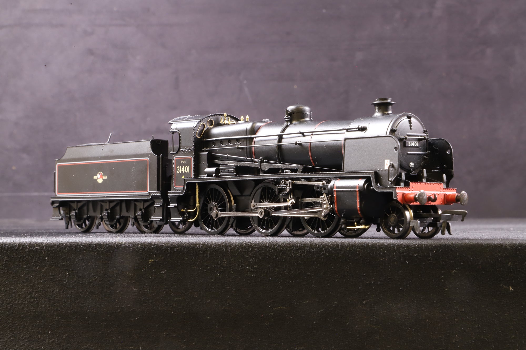 Bachmann OO 32-162 N Class '31401' BR Black L/C Slope Sided Tender