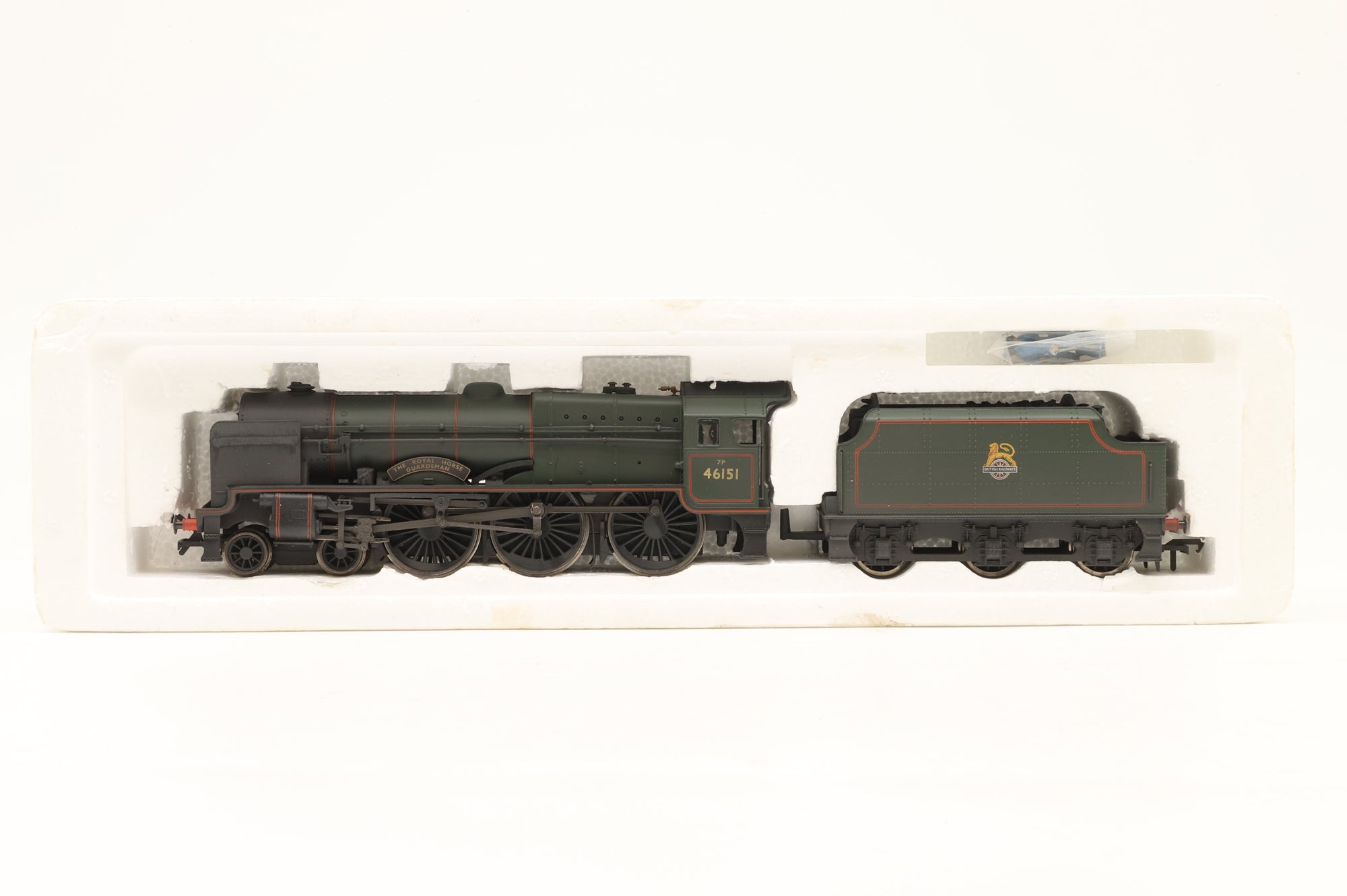 Bachmann OO 31-282 Unrebuilt Royal Scot '46151'BR Green E/C Weathered