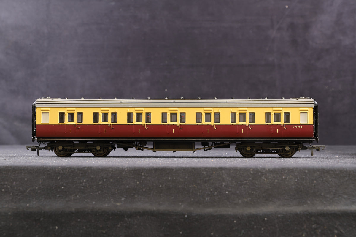 Hornby OO Rake of 7 SR Maunsell BR Crimson &amp; Cream Coaches