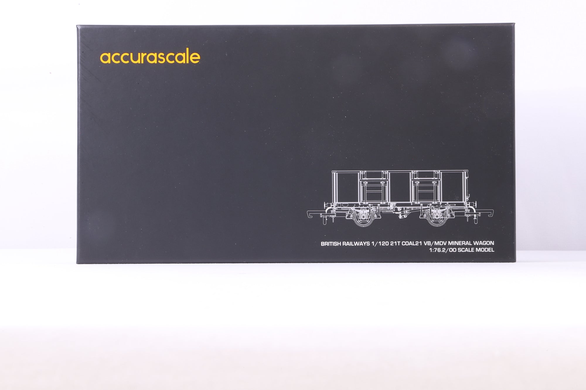 Accurascale OO ACC1093 Triple Pack of 21T Mineral Wagons in BR Bauxite