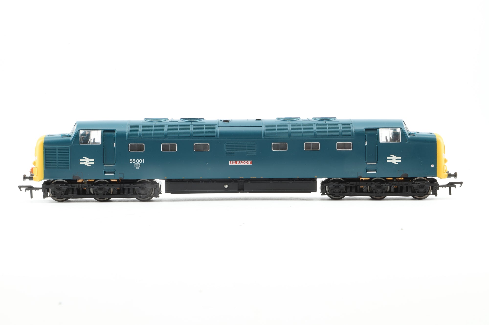 Bachmann OO 32-530DS Class 55 BE Blue 'St. Paddy' '55001', DCC Sound