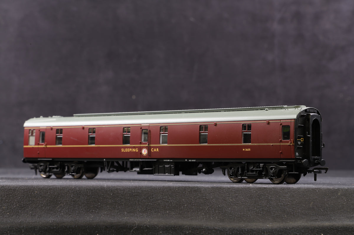 Bachmann OO Rake of 2 Mk1 Sleeper Coaches