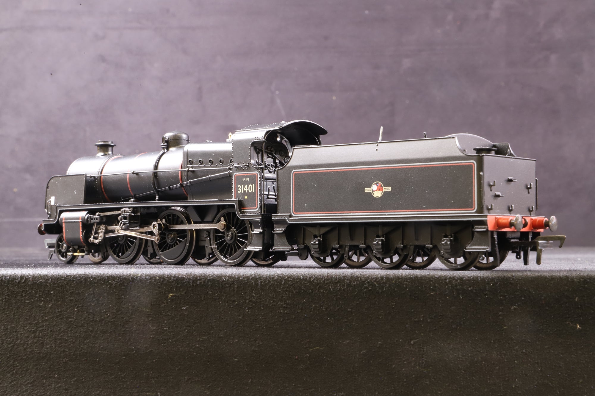 Bachmann OO 32-162 N Class '31401' BR Black L/C Slope Sided Tender
