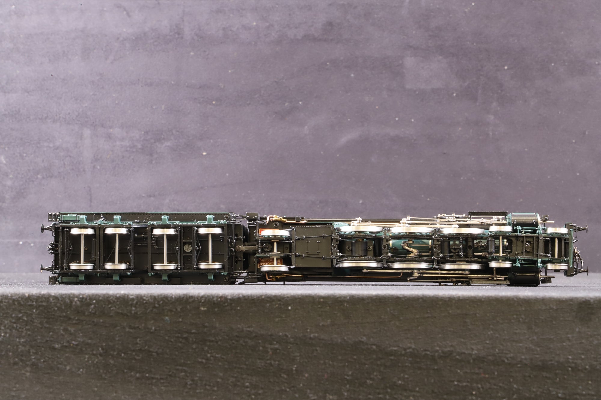 Micro-Metakit HO Brass 03100H Class S3/6 Express Locomotive Green/Black Livery