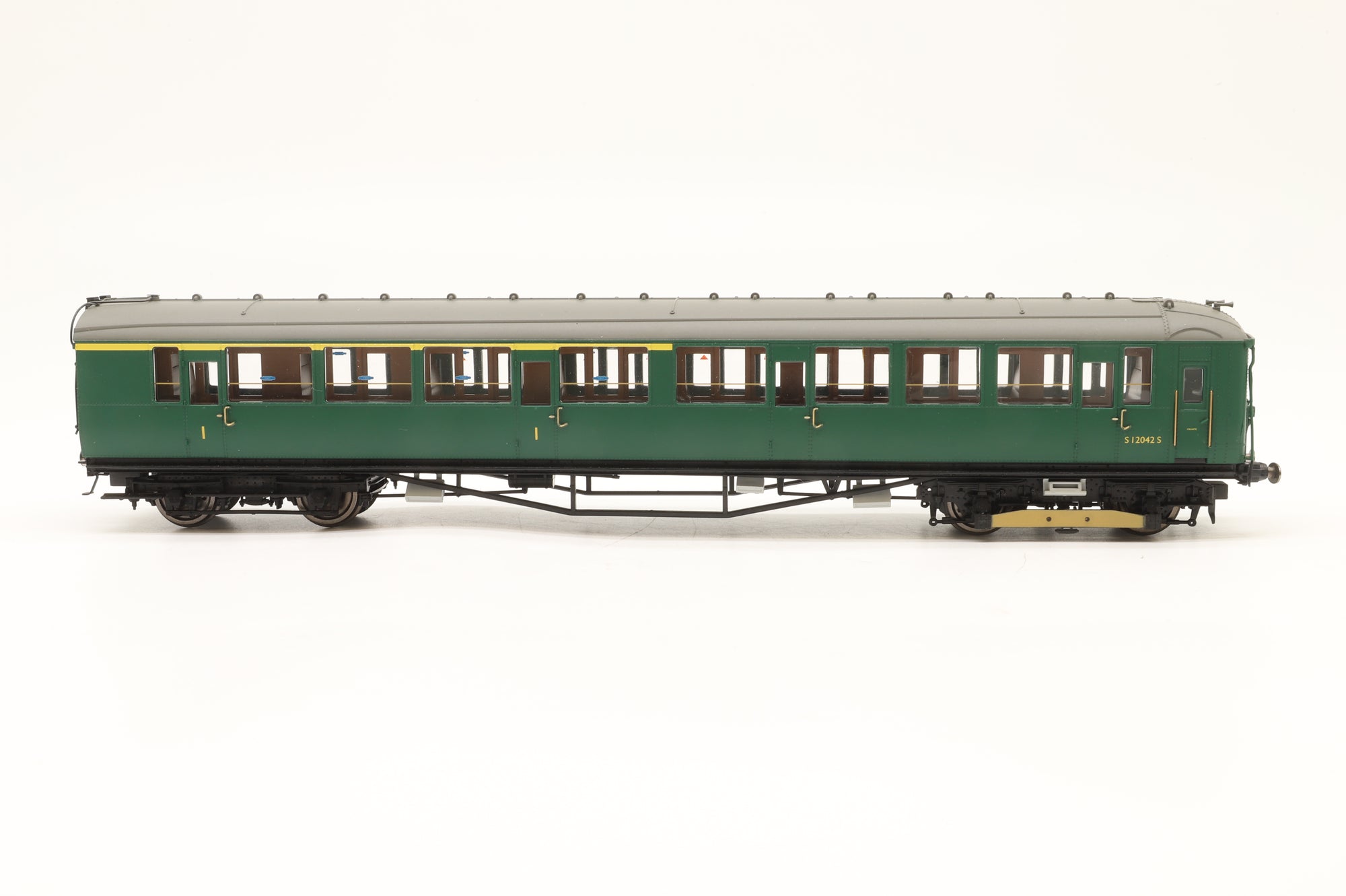 Hornby OO R3257 2-BIL EMU Set No.2019 in BR Green w/ SYPs - DCC Sound