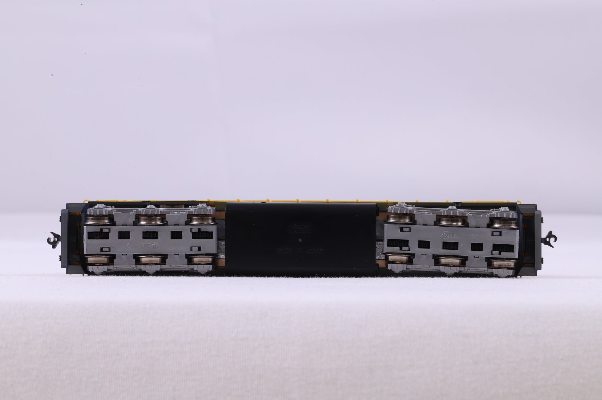 Kato N 176-2006 SD40 ATSF '5011' Diesel Locomotive Renumbered