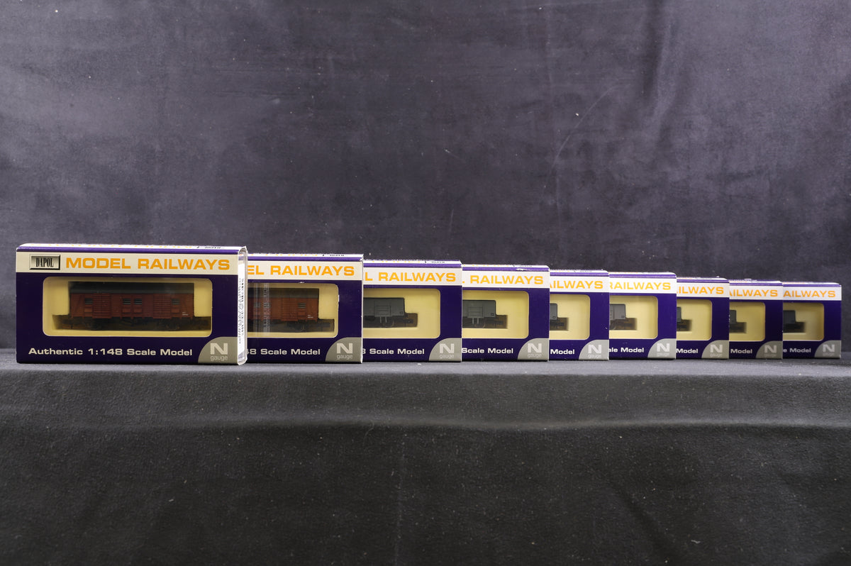 Dapol N Rake Of 9 Wagons Inc. 2 x CCT BR Vans &amp; 7 x Mineral Wagons