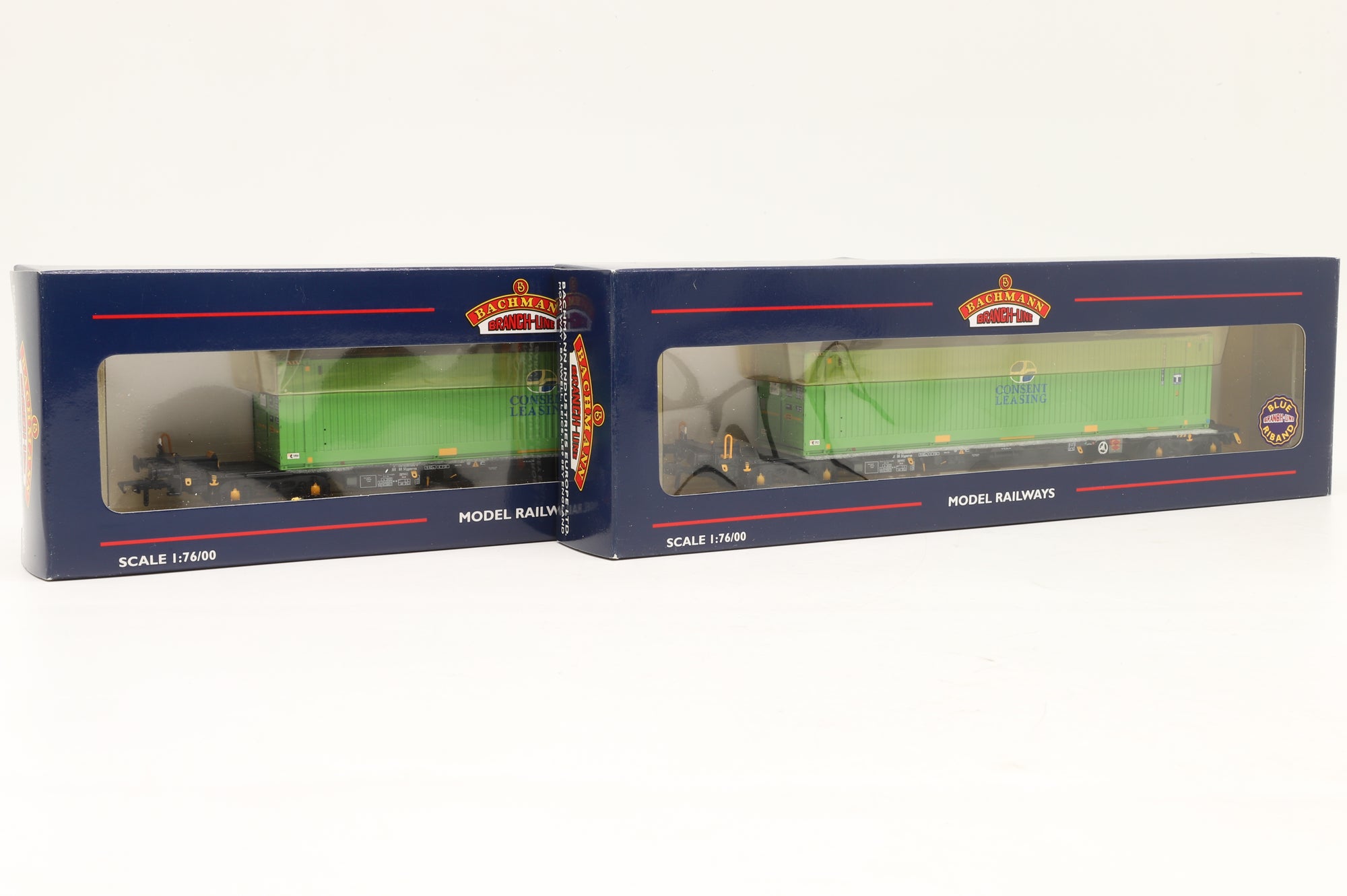 Bachmann OO 37-300A Twin Pack Intermodal & Container Wagons