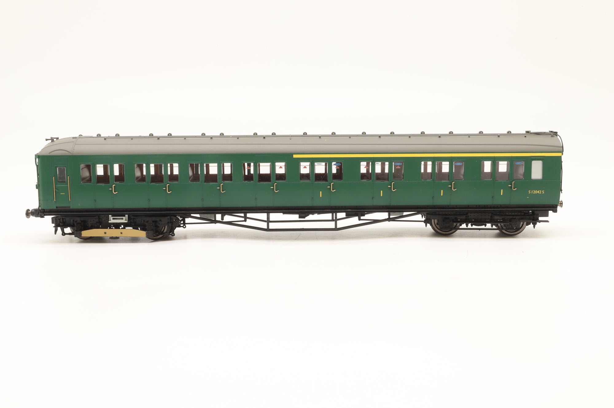 Hornby OO R3257 2-BIL EMU Set No.2019 in BR Green w/ SYPs - DCC Sound