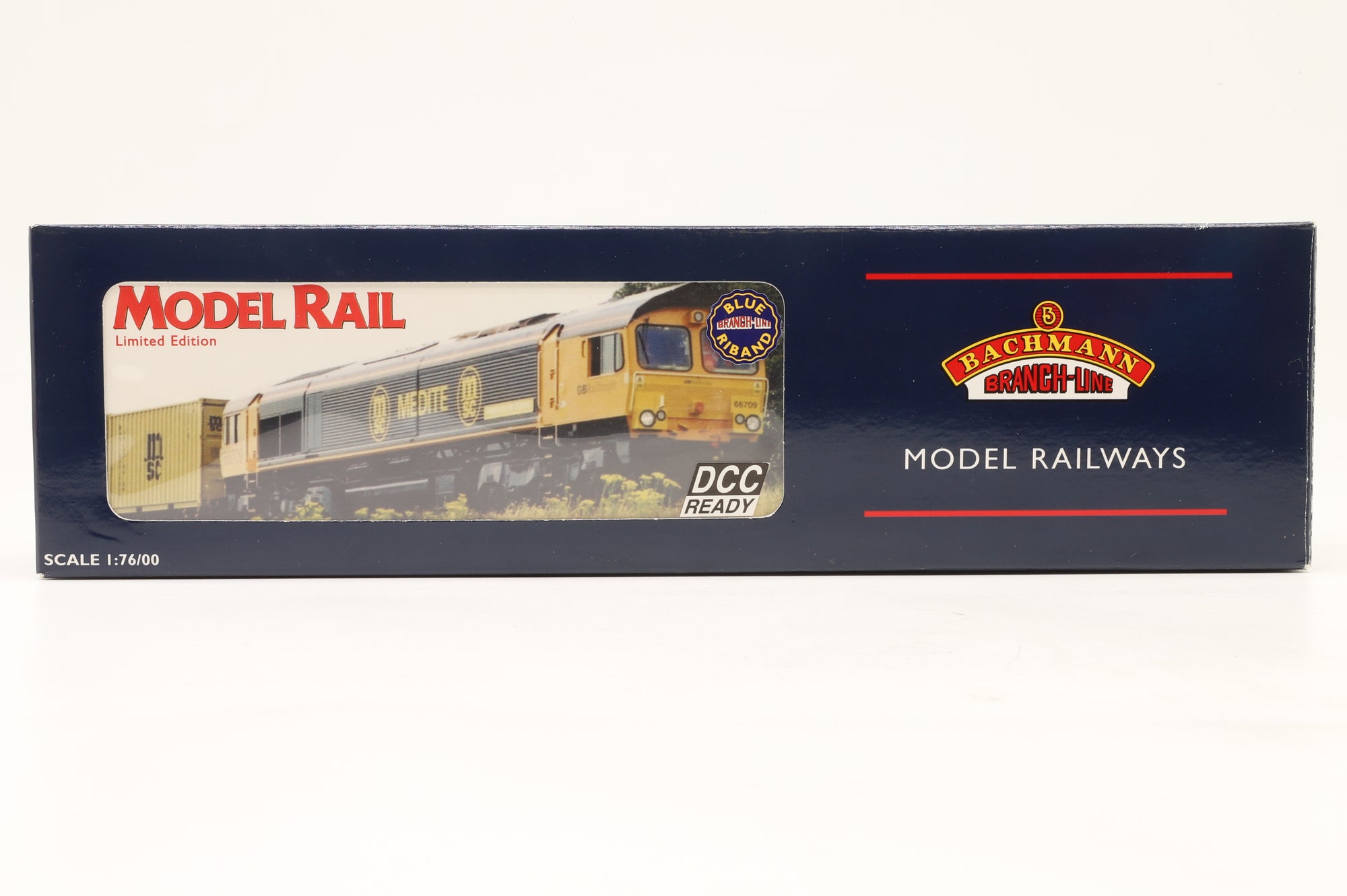 Bachmann OO 32-727Z Class 66 Diesel '66709' Medite/ GBRf