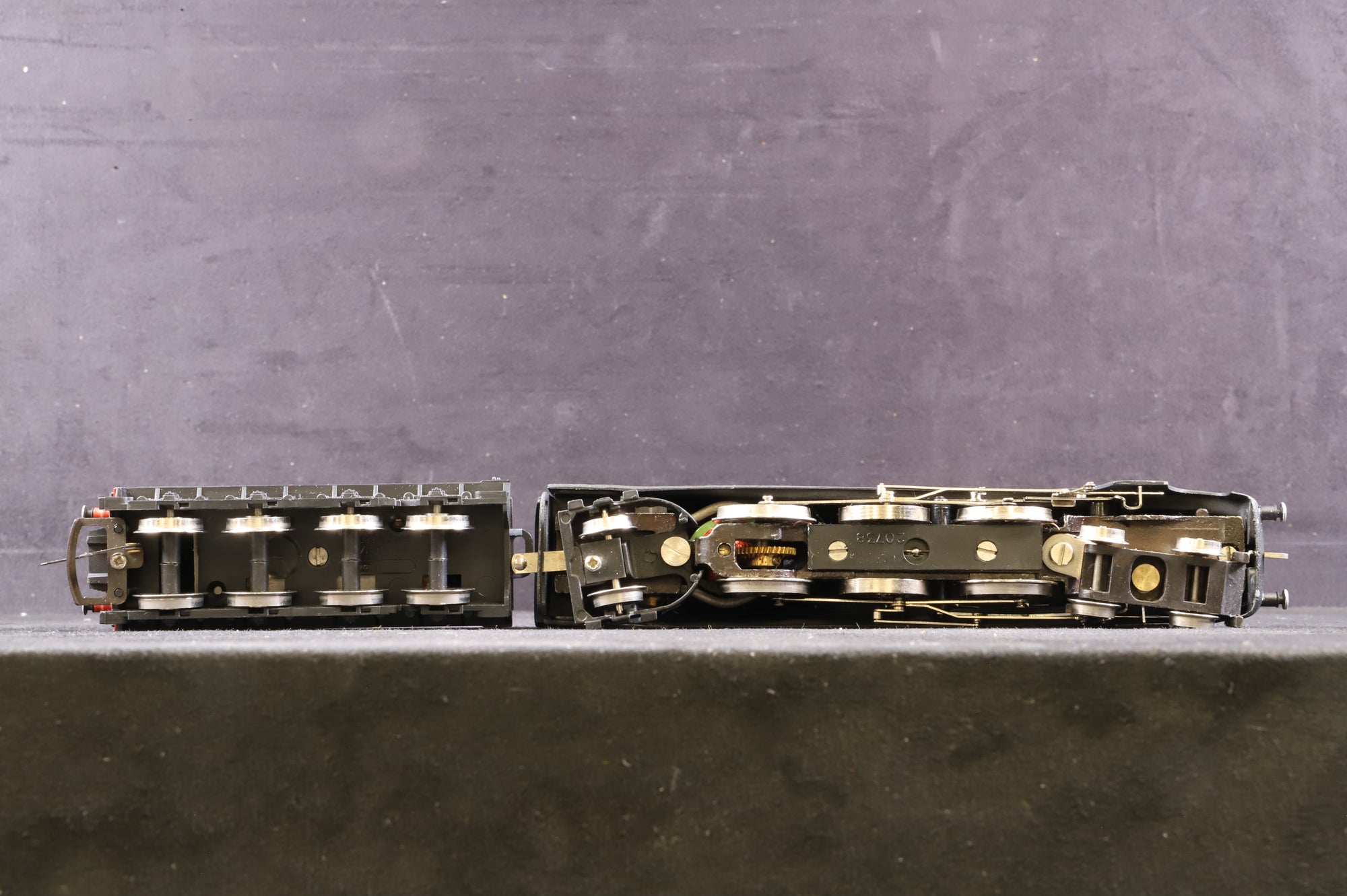 Wrenn OO W2213/A 4-6-2 A4 Black Gannet