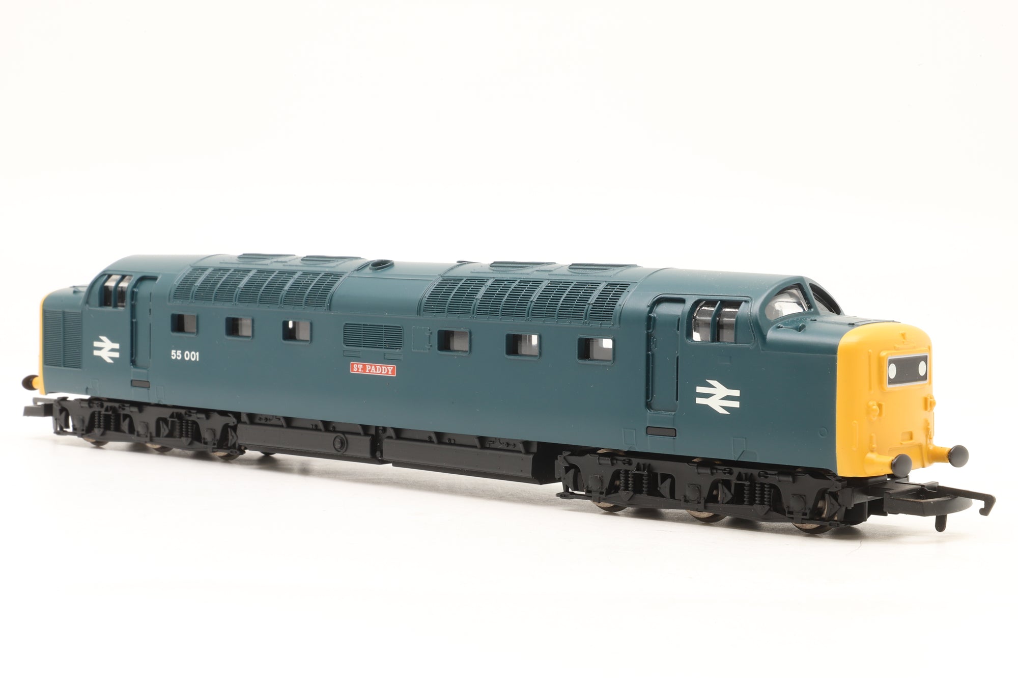 Hornby OO R2879 Class 55 Deltic 55001 'St Paddy' in BR Blue