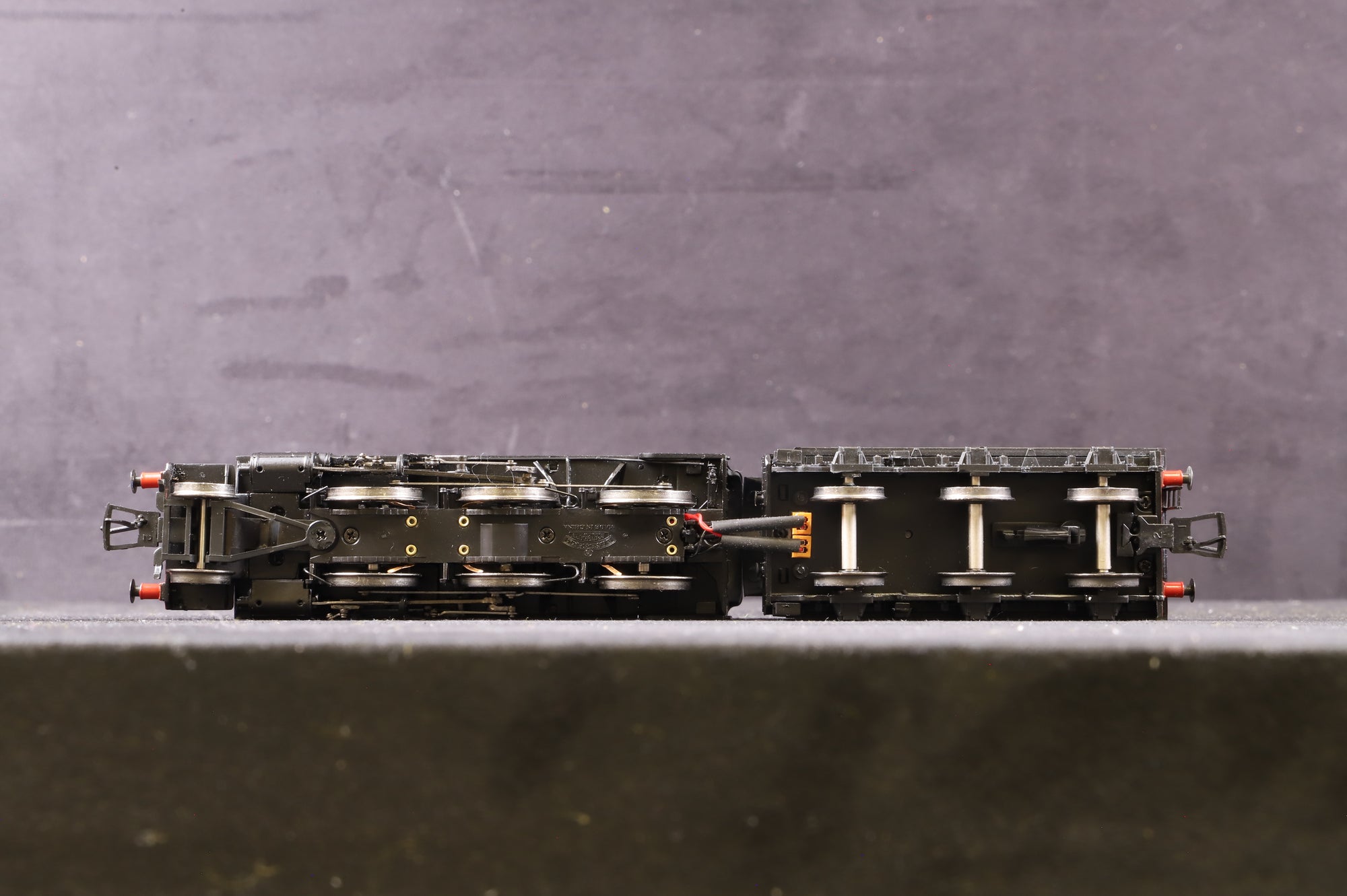 Bachmann OO 32-827 Ivatt Class 2MT 2-6-0 '6404' LMS Black