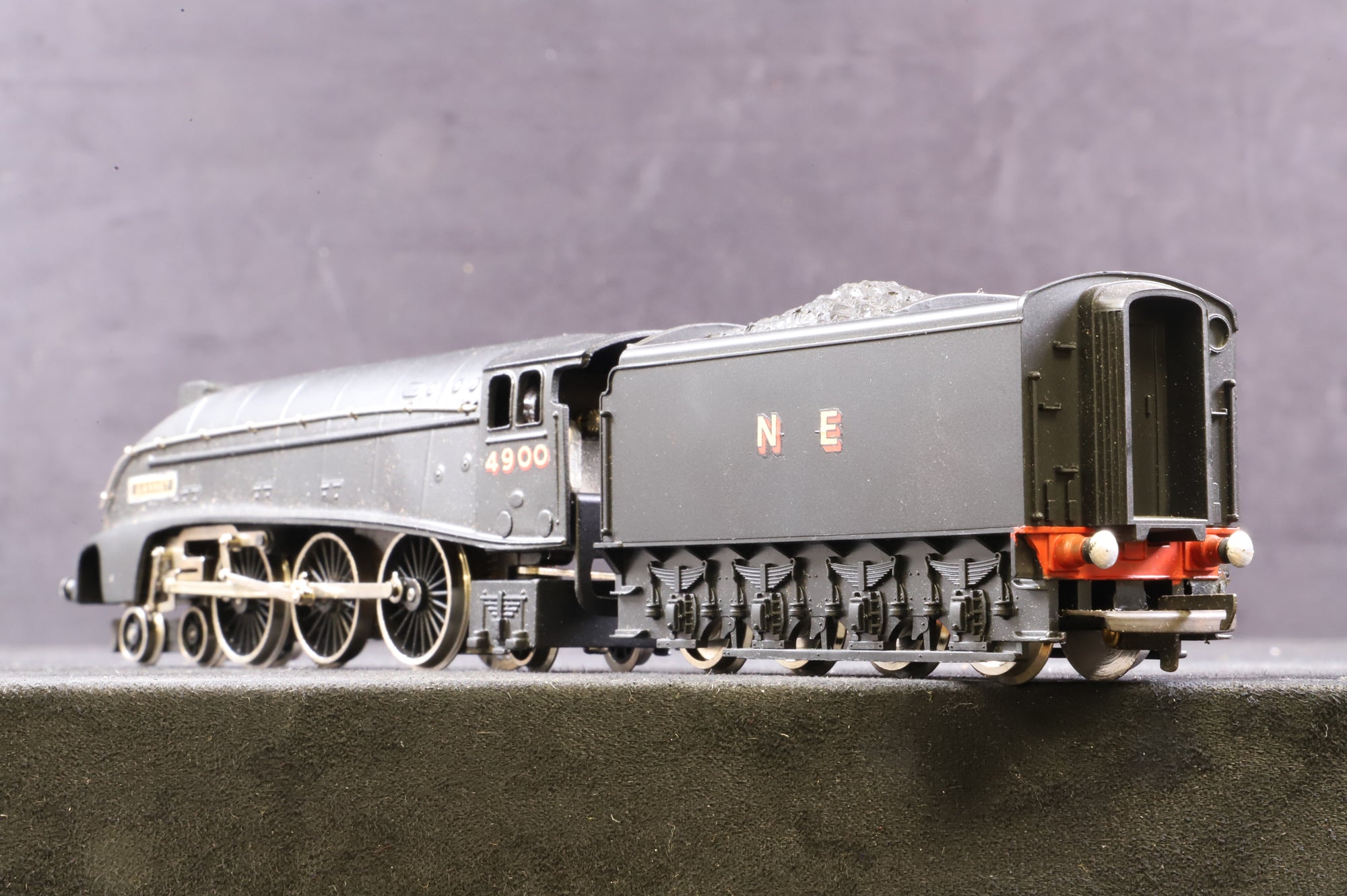 Wrenn OO W2213/A 4-6-2 A4 Black Gannet
