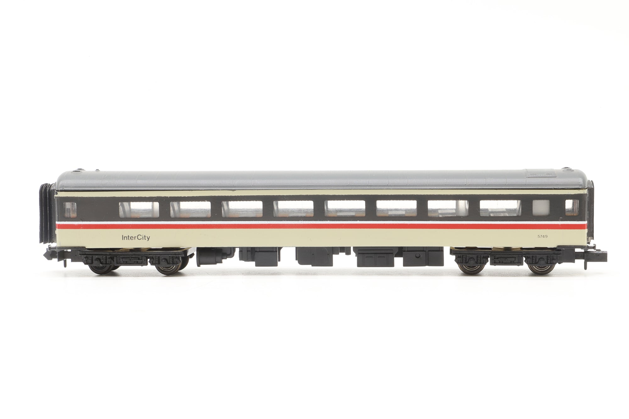 WORKSHOP Graham Farish N Rake of 3x Mk2s & 1x Mk1 BG in BR Intercity Executive Livery
