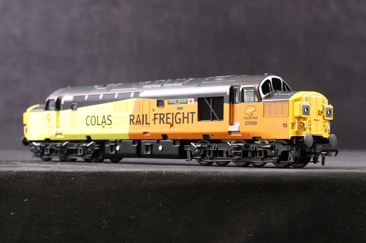 Bachmann OO 32-789 Class 37/0 &#39;37099&#39; &#39;Merl Evans&#39; Colas Rail Freight Livery, DCC Sound