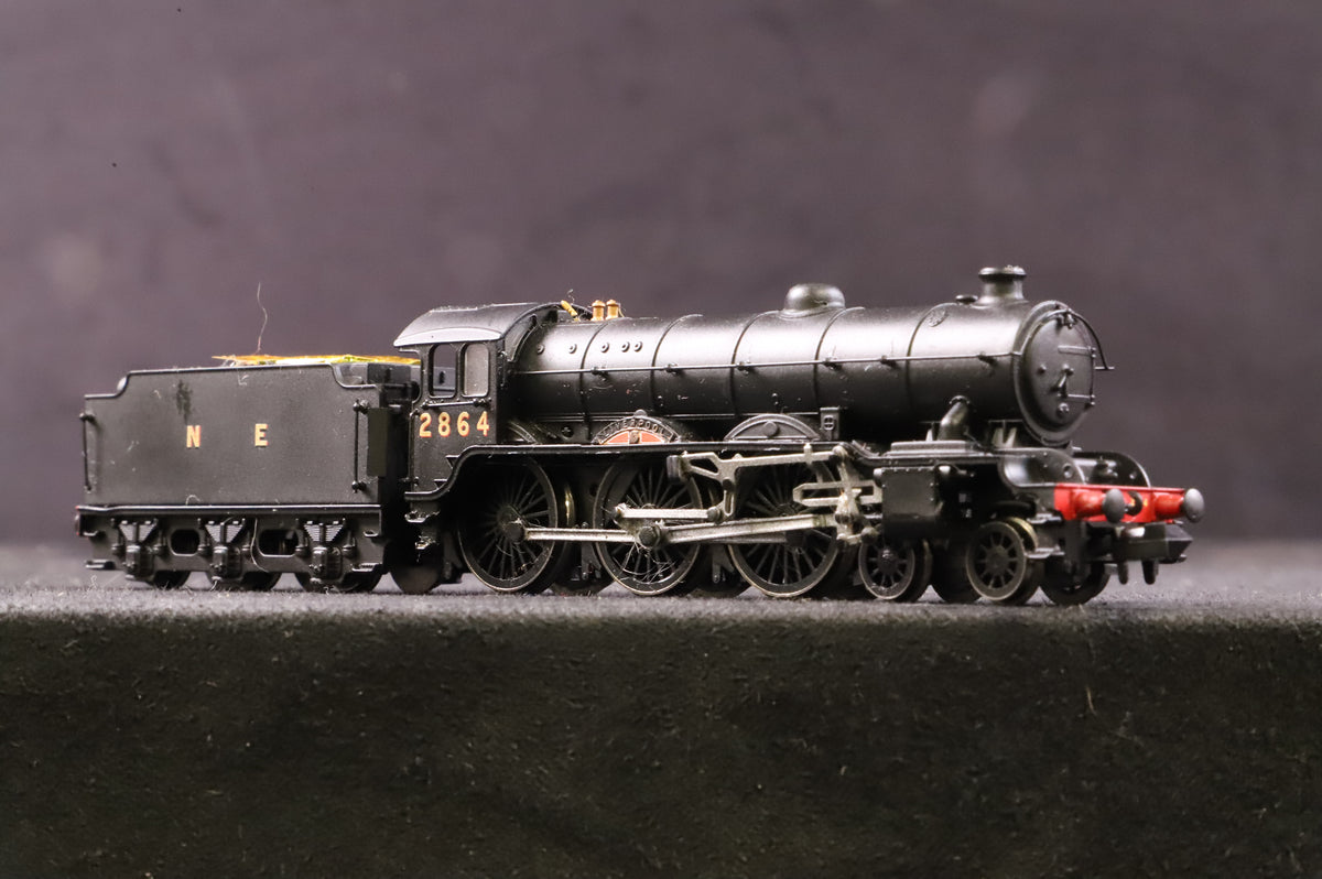 Dapol N Gauge 2S-020-001 B17 Class 2864 &#39;Liverpool&#39; in LNER/&#39;NE&#39; Wartime Black - DCC Sound