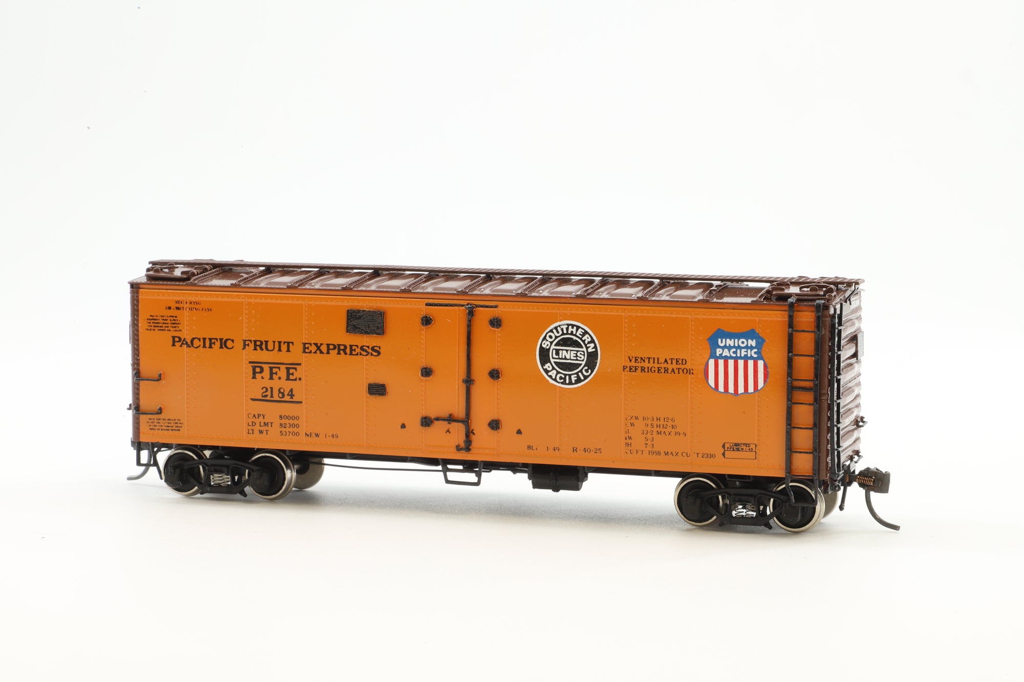 Challenger Imports HO Brass 2138.1 PFE Ice Reefer Class R40-25 '2084'