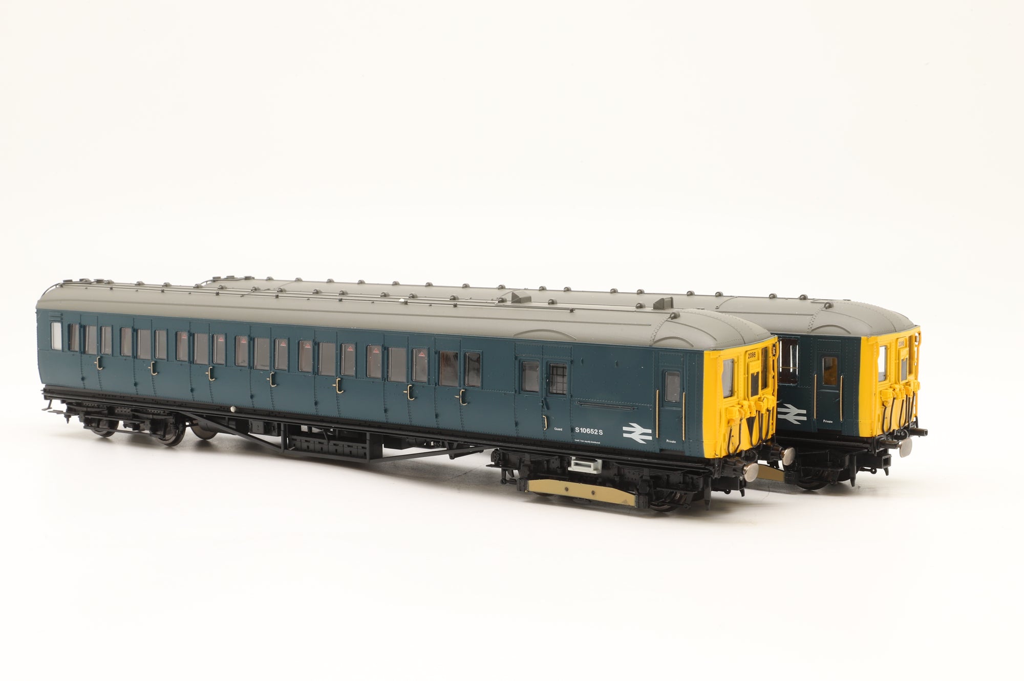 Hornby OO R3258 2-BIL EMU Set No.2086 in BR Blue - DCC Sound