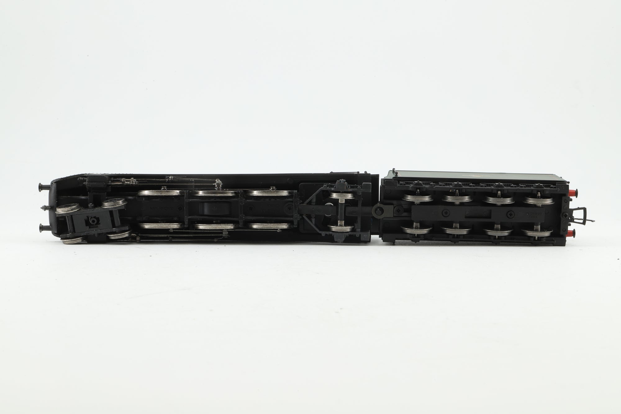 Bachmann OO 31-954A Class A4 60007 'Sir Nigel Gresley' in Lined BR Green w/ Late Crests - Lightly Weathered