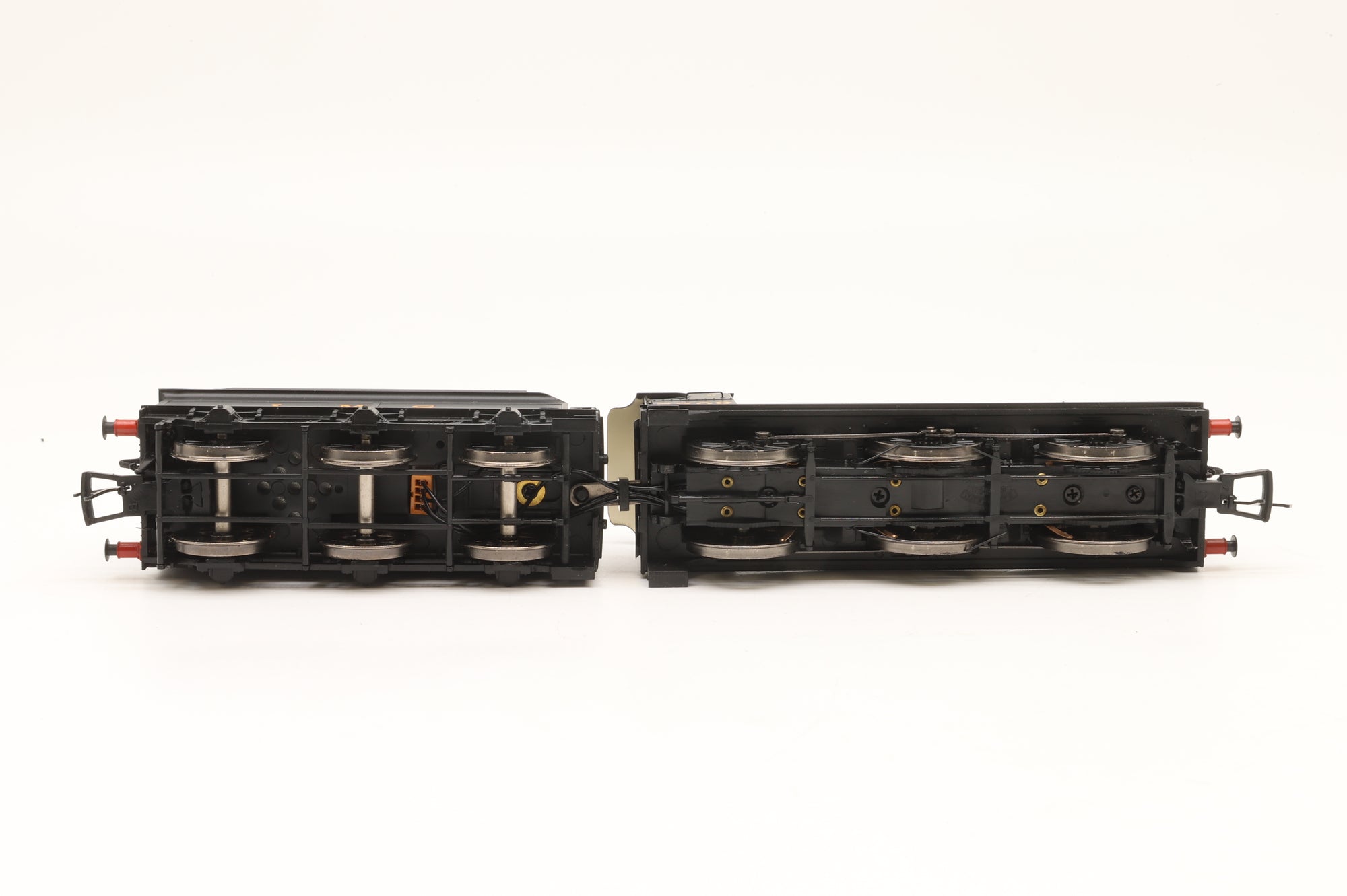 Bachmann OO 31-627A Class 3F '3709' LMS Black, DCC Fitted
