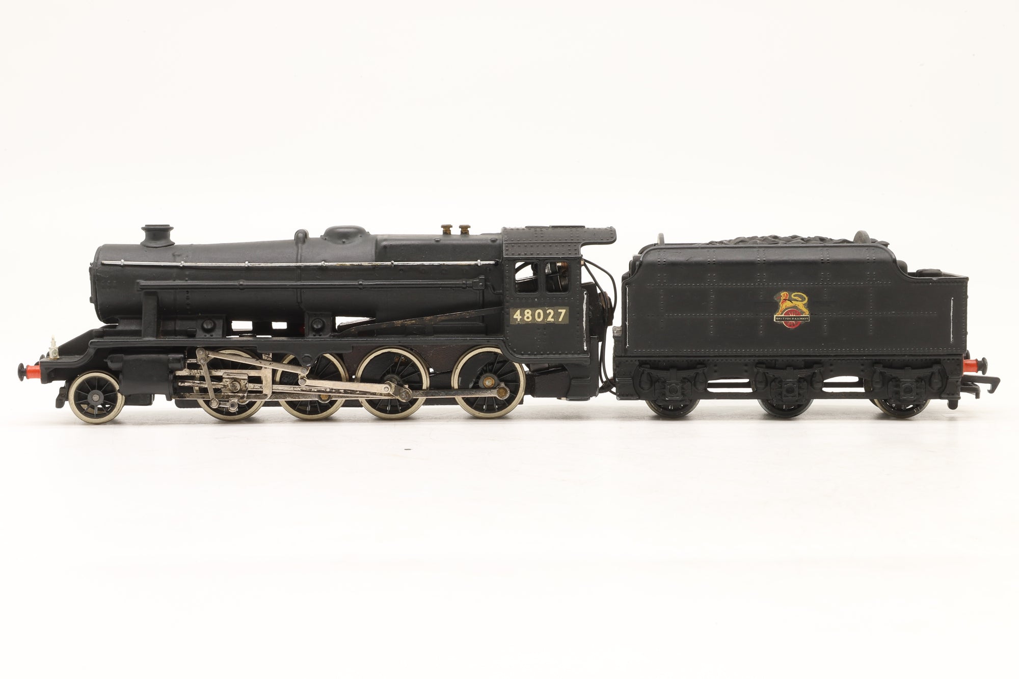 Wrenn OO W2224 Class 8F '48027' BR Black E/C Renumbered