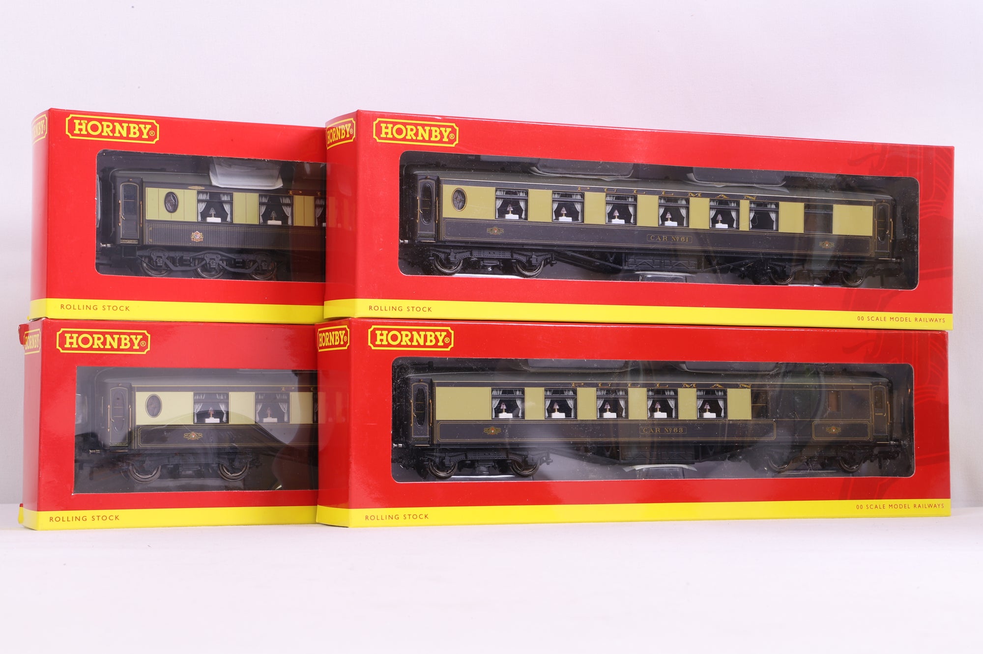 Hornby OO Rake Of 4 Pullman Coaches Inc. R4419, R4487, R4486