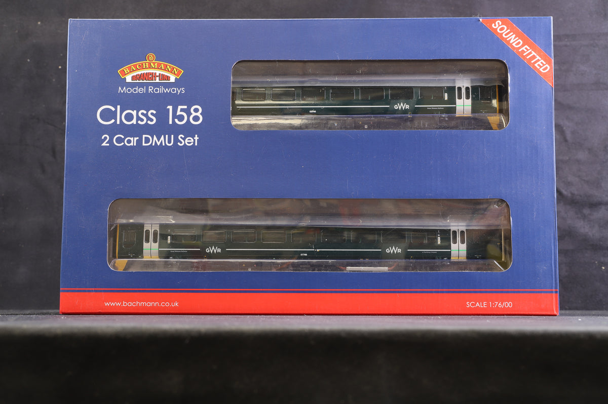 Bachmann OO 31-519SF Class 158 2-Car DMU &#39;158766&#39; GWR Green, DCC Sound